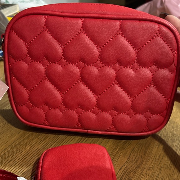 Betsey Johnson Red Heart Crossbody - Picture 5 of 10